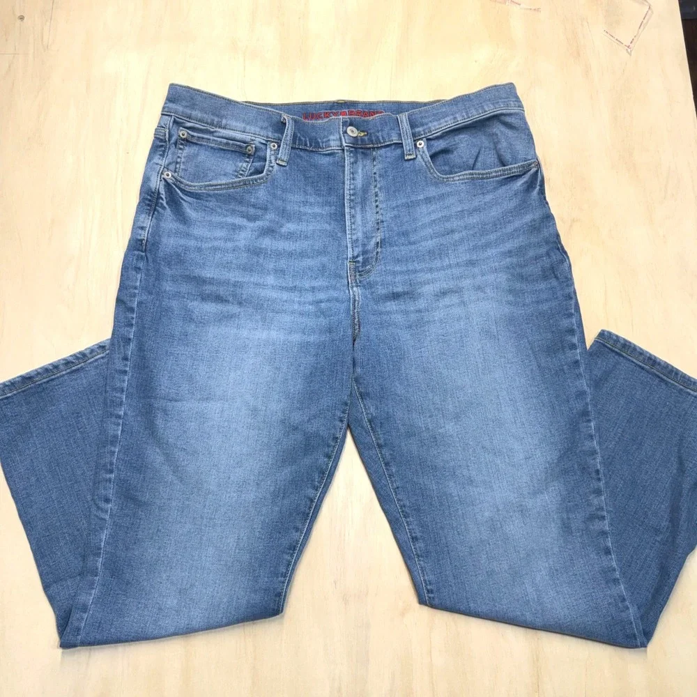 Lucky Brand 223 Straight Leg Men Blue Denim Jeans 36x29 Medium Wash Stretch NWOT